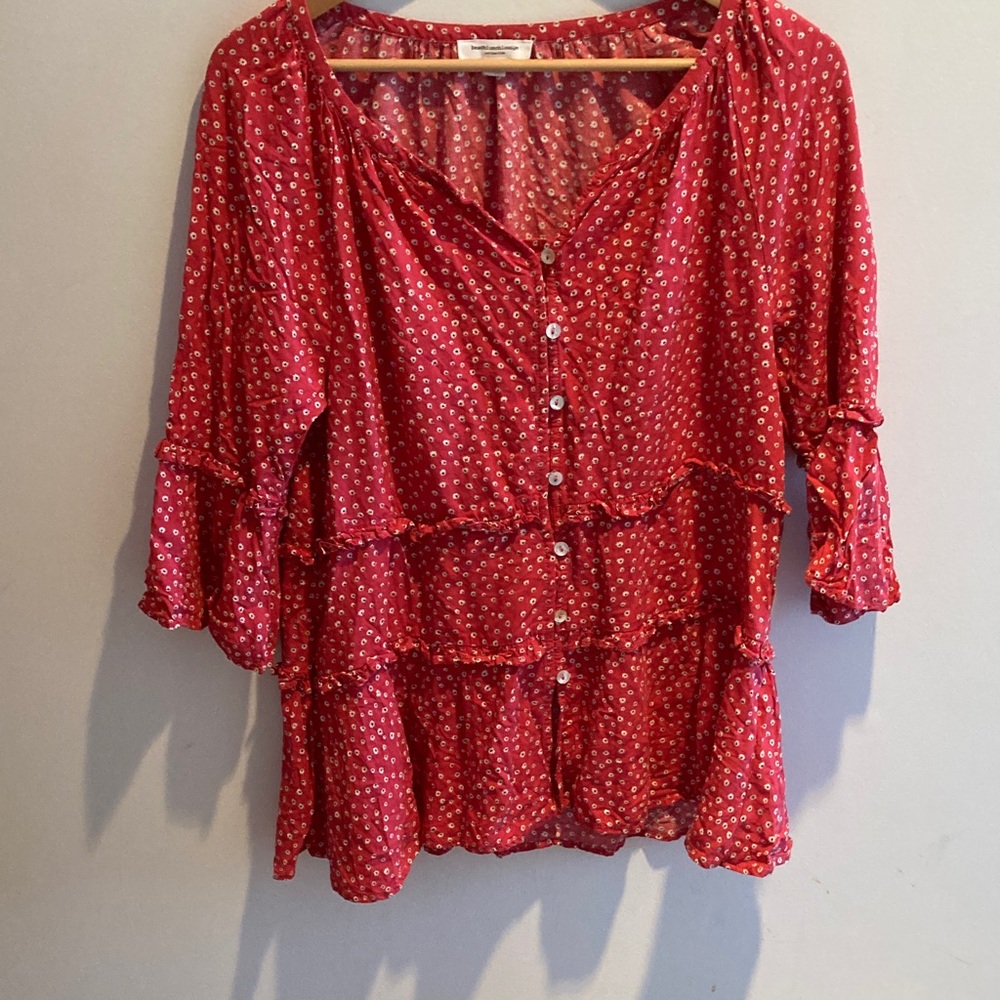 beachlunchlounge Red Floral Button-Up Blouse